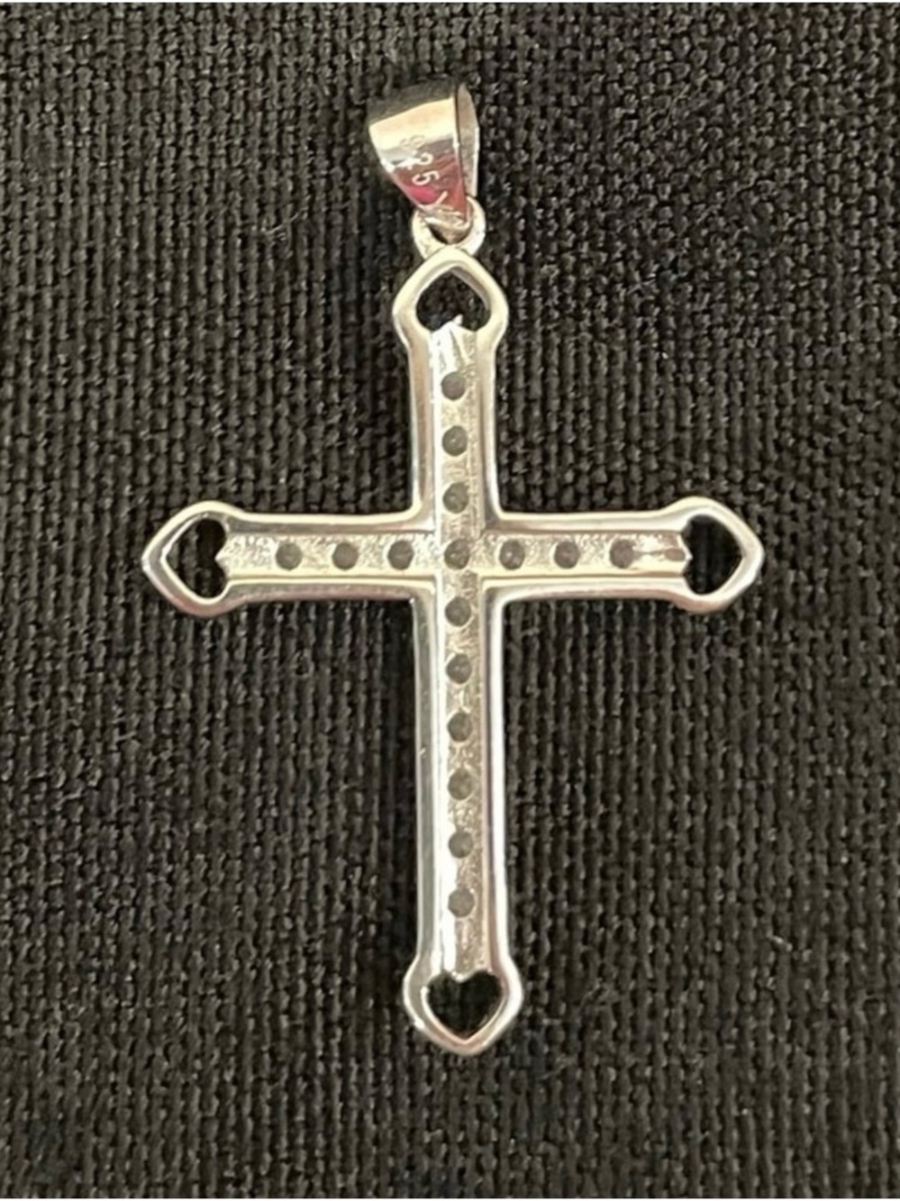 Sterling Silver Heart-Tip Cross Pendant - Silver - Picture 3 of 4
